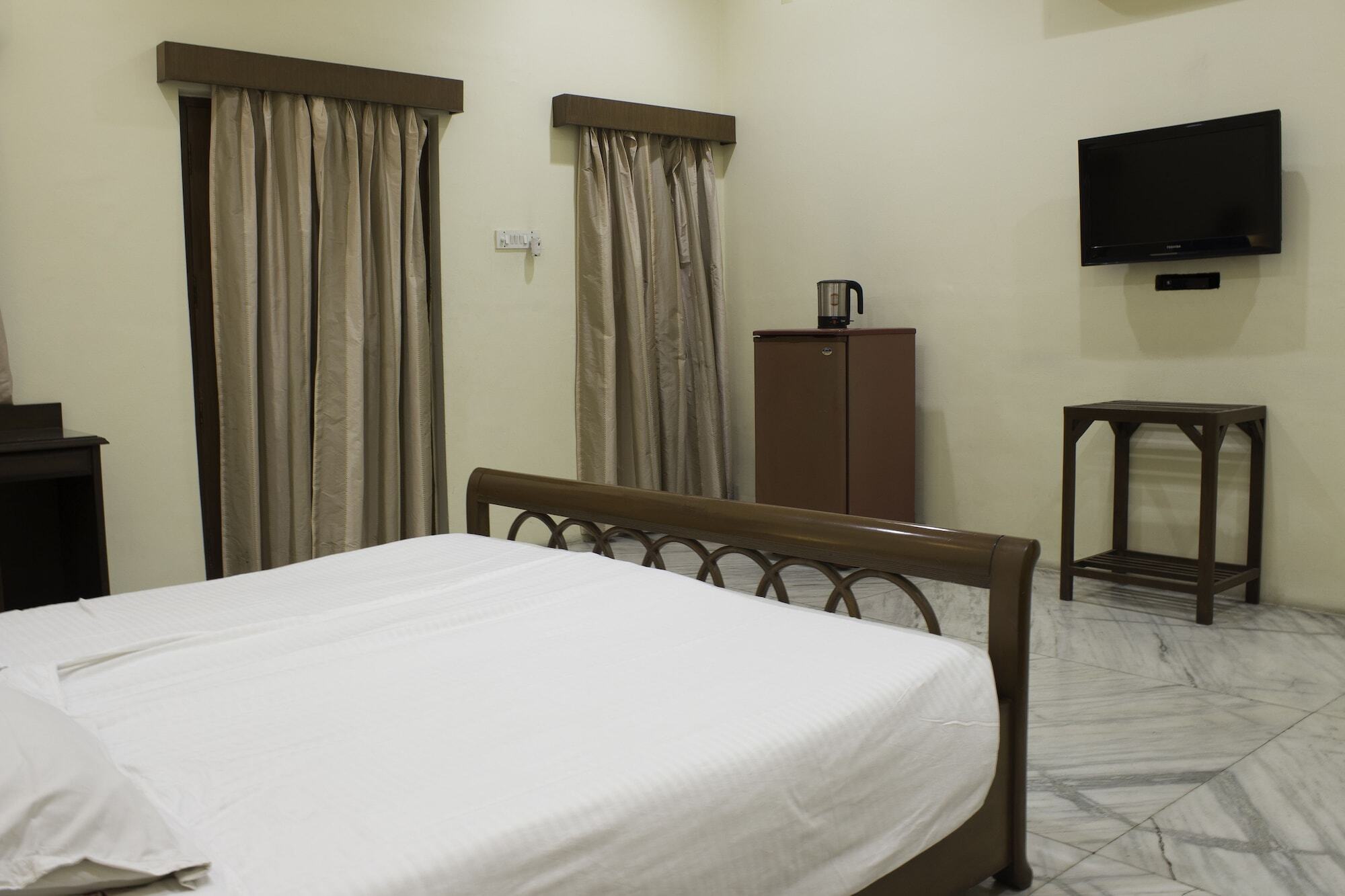 فندق Turf Club House بونة المظهر الخارجي الصورة